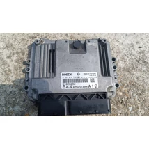 Lancia Delta 1.6 120le motorvezérlő 51828292 0281014570