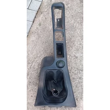 Alfa Romeo GTV 916 Spider 1995-1998 középkonzol váltókonzol 1131529