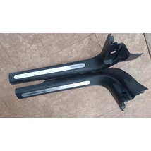 Alfa Romeo Giulietta króm betétes belső küszöb pár gyári bontott 156090598