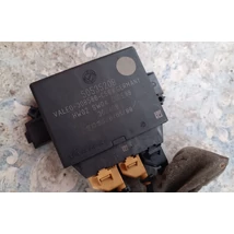 Alfa Romeo Giulietta első hátsó tolatóradar vezérlő gyári bontott 50535208