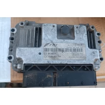 Fiat 500 1.4 16v 100le gyári bontott motorvezérlő 51819961 0261201759 Fiat 500 1.4 16v 100le gyári bontott motorvezérlő 51819961 0261201759