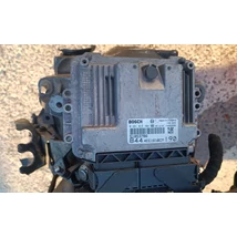 Lancia Delta 1.9 Diesel JTTD motorvezérlő gyári bontott 51853786 0281015404