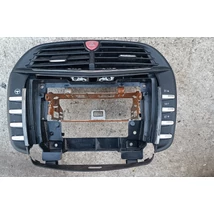 Lancia Delta középső légbeömlő levegő befúvó légbefúvó rádió keret 7354775810 Lancia Delta középső légbeömlő levegő befúvó légbefúvó rádió keret 7354775810