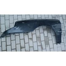 Lancia Thesis bal első sárvédő rozsdamentes apróbb jég nyomok Lancia Thesis bal első sárvédő rozsdamentes apróbb jég nyomok