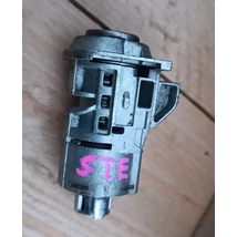 Alfa Romeo Stelvio Giulia bal zár kulcsos 