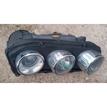 Alfa Romeo 159 Brera Spider 939 jobb első xenon fényszóró lámpa fülek sérültek