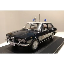 Alfa Romeo Alfetta 1:43 Edicola Új fém Carabinieri Modellautó