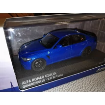 Alfa Romeo GIULIA QUADRIFOGLIO 1:43 Vitrines Solido Modellautó Új 