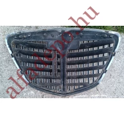 Lancia Thesis diszrács gyári bontott 15601764 króm hiba