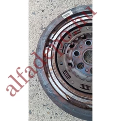 Alfa Romeo Giulietta 4c 1.6 2.0 jtdm 1750 tbi QV tct automata kettős tömegű lendkerék 55235574