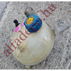 Alfa Romeo Giulietta 1.6 2.0 jtdm kiegyenlítő tartály 50544421 gyári bontott  Alfa Romeo Giulietta 1.6 2.0 jtdm kiegyenlítő tartály 50544421 gyári bontott