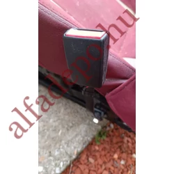 Alfa Romeo Brera jobb első övcsat
