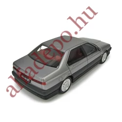 Alfa Romeo 164 Q4 1:18 szürke modellautó Laudoracing Új