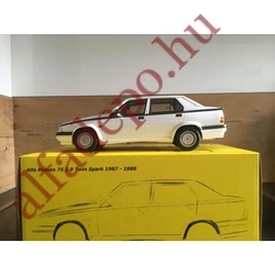 Alfa Romeo 75 1:18 LAUDORACING 1988 fehér modellautó LM123A1R