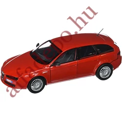 Alfa Romeo 159 SW MotorMax 1:24 modellautó piros színben új dobozos