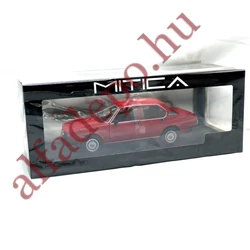 Alfa Romeo Alfetta Berlina 2000L 1978 1:18 piros MITICA modellautó Új Dobozos