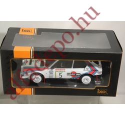 LANCIA DELTA S4 MARTINI RALLY SANREMO 1986 M.BIASION Éjszakai verzió Ixo 1:18 Modellautó új Dobozos