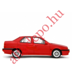 Alfa Romeo 155 Q4 turbo 2.0i 16V Piros 1992 1:18 Laudo Racing Új Modellautó