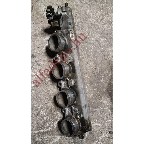 Alfa Romeo 159 Brera Spider 939 1.9 2.2 jts injector híd közös nyomócsö 0261555018 0261540012