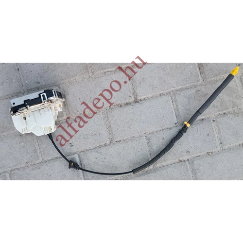 Jeep Grand Cherokee Wk2 jobb első ajtózár központi zár bowdennel 04589924af