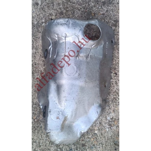 Fiat 500L Multiair turbó 1.4 kipufogó hővédő lemez 04893180ab