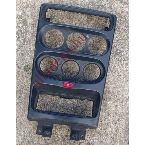 Alfa Romeo GTV 916 Spider 1995-1998 középkonzol fekete 1131531
