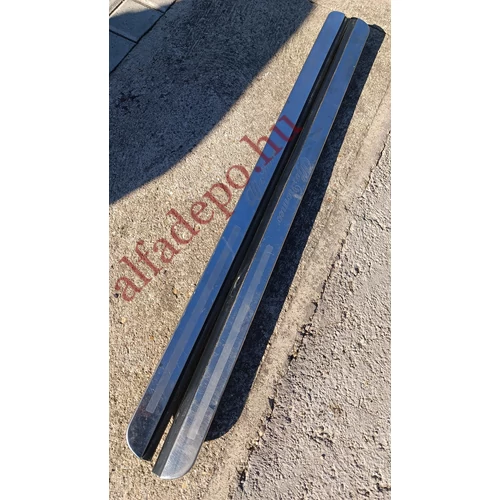 Alfa Romeo Brera Spider króm belső küszöb burkolat pár 156051536 Alfa Romeo Brera Spider króm belső küszöb burkolat pár 156051536