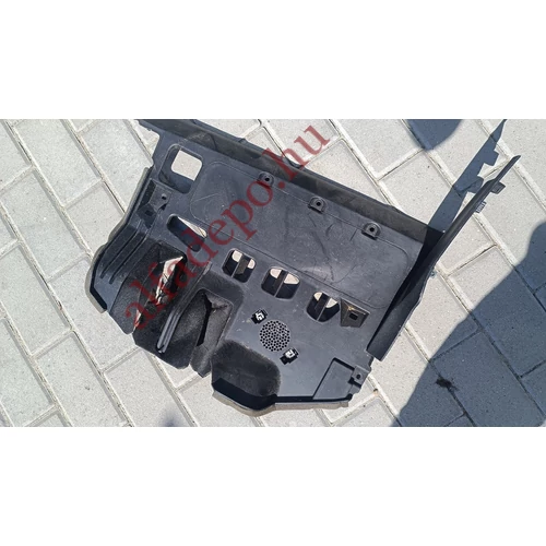 Alfa Romeo Giulia lábtér műszerfal alsó burkolat 156108890