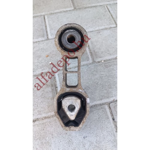 ABARTH Fiat 500 alsó motortartó bak gyári 51820498