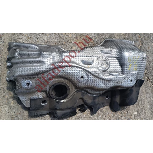 Alfa Romeo Giulietta Lancia Delta Fiat Bravo Freemont felső hővédő burkolat lemez 51854077