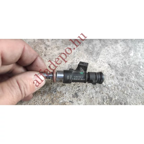 Alfa Romeo Giulietta MiTo Fiat Punto Bravo Lancia Delta 1.4 TB turbo benzin injector 0280158167 55209504