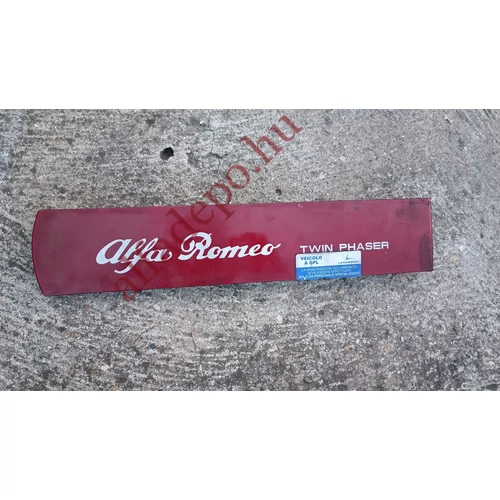 Alfa Romeo 159 1.8 mpi motor felső burkolat fedél 55558215