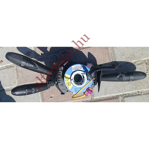 Fiat 500 Fekete bajuszkapcsoló kormánykapcsoló tempomat légzsákgyűrű esőszenzor 735674702 735657756