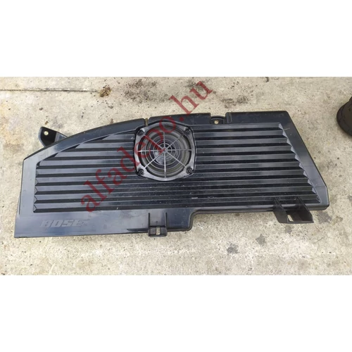 Alfa Romeo Brera Gyári Bose subwoofer mélynyomó 60694167 