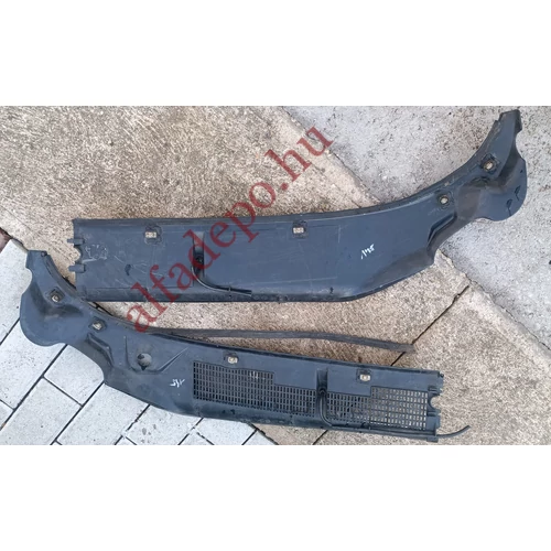 Alfa Romeo 145 146 gyári bontott levélrács bal jobb 60589046 60589047