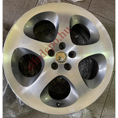 Alfa Romeo 147 156 GT Fiat Tipo 500L 5x98 17" felni alufelni garnitúra gyári  Alfa Romeo 147 156 GT Fiat Tipo 500L 5x98 17" felni alufelni garnitúra gyári