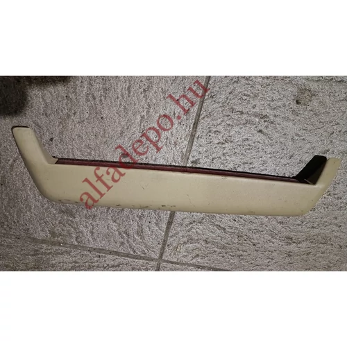 Alfa Romeo 166 gyári bontott pótféklampa 