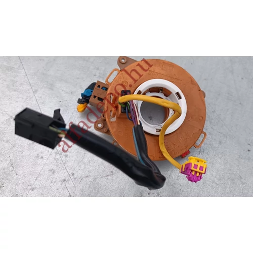 Fiat 500L gyári bontott légzsákgyűrű légzsákátvezető gyűrű multikormányos verzió 