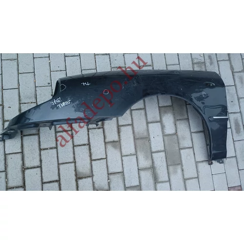 Lancia Thesis bal első sárvédő rozsdamentes apróbb jég nyomok Lancia Thesis bal első sárvédő rozsdamentes apróbb jég nyomok