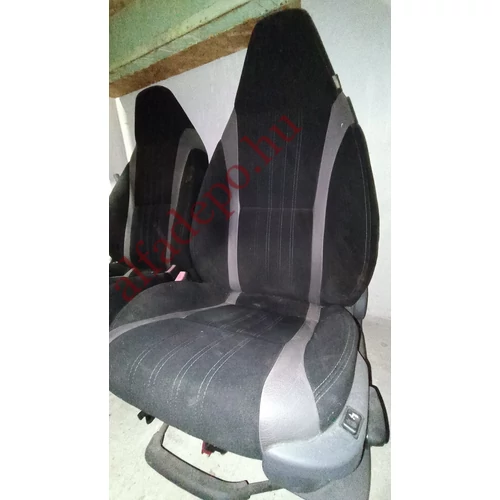 Alfa Romeo Brera Spider 939 első alcantra Alfatex ülés pár bal + jobb
