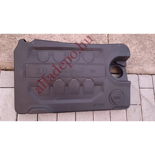 Lancia Delta 2.0 jtdm motor felső burkolat motorburkolat 