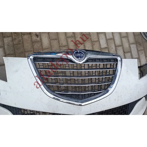Lancia Delta első gyári bontott komplett lökhárító fehér 