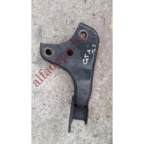 Alfa Romeo GT 147 156 GTV 3.0 3.2 GTA alsó motortartó bak 