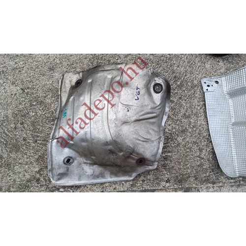 Alfa Romeo GTV 916 2.0 v6 turbo 1996 kipufogó hővédő lemez