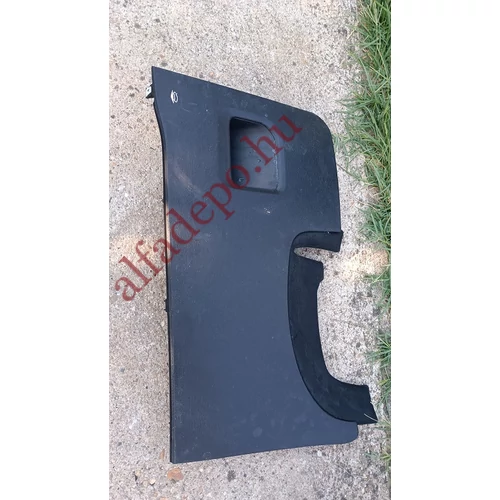 Fiat Tipo kormány alatti burkolat