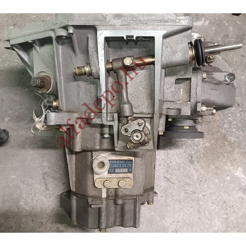 Fiat Croma Lancia Thema 2.0 is.16v 5 sebességes gyári új sebességváltó váltó  Fiat Croma Lancia Thema 2.0 is.16v 5 sebességes gyári új sebességváltó váltó