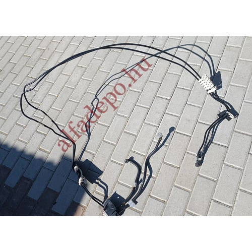 Alfa Romeo Giulietta 1.4 turbó benzin üzemanyag cső szett 2 ág gyári új  Alfa Romeo Giulietta 1.4 turbó benzin üzemanyag cső szett 2 ág gyári új