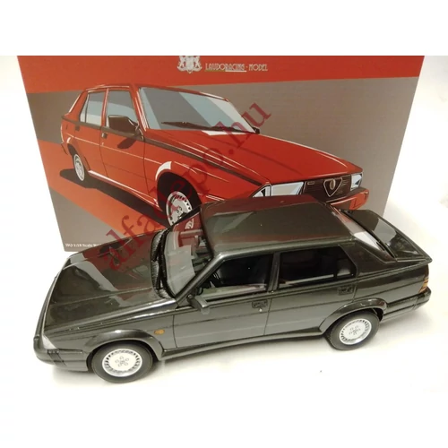 Alfa Romeo 75 TURBO America 1987 1:18 Új Dobozos Modellautó Szürke