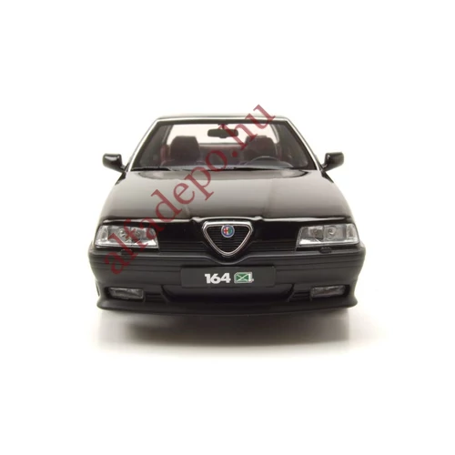 Alfa Romeo 164 Q4 3.0 24v fém 1:18 Triple 9 Fekete modellautó új Dobozos