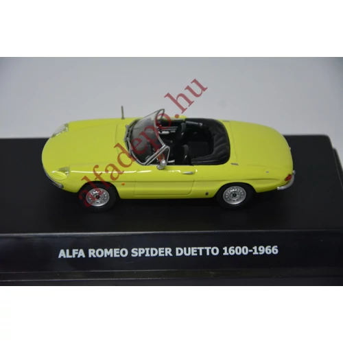 Alfa Romeo Spider Duetto 1600 1966 sárga 1:43 vitrines dobozos új Maxi Car Modellautó